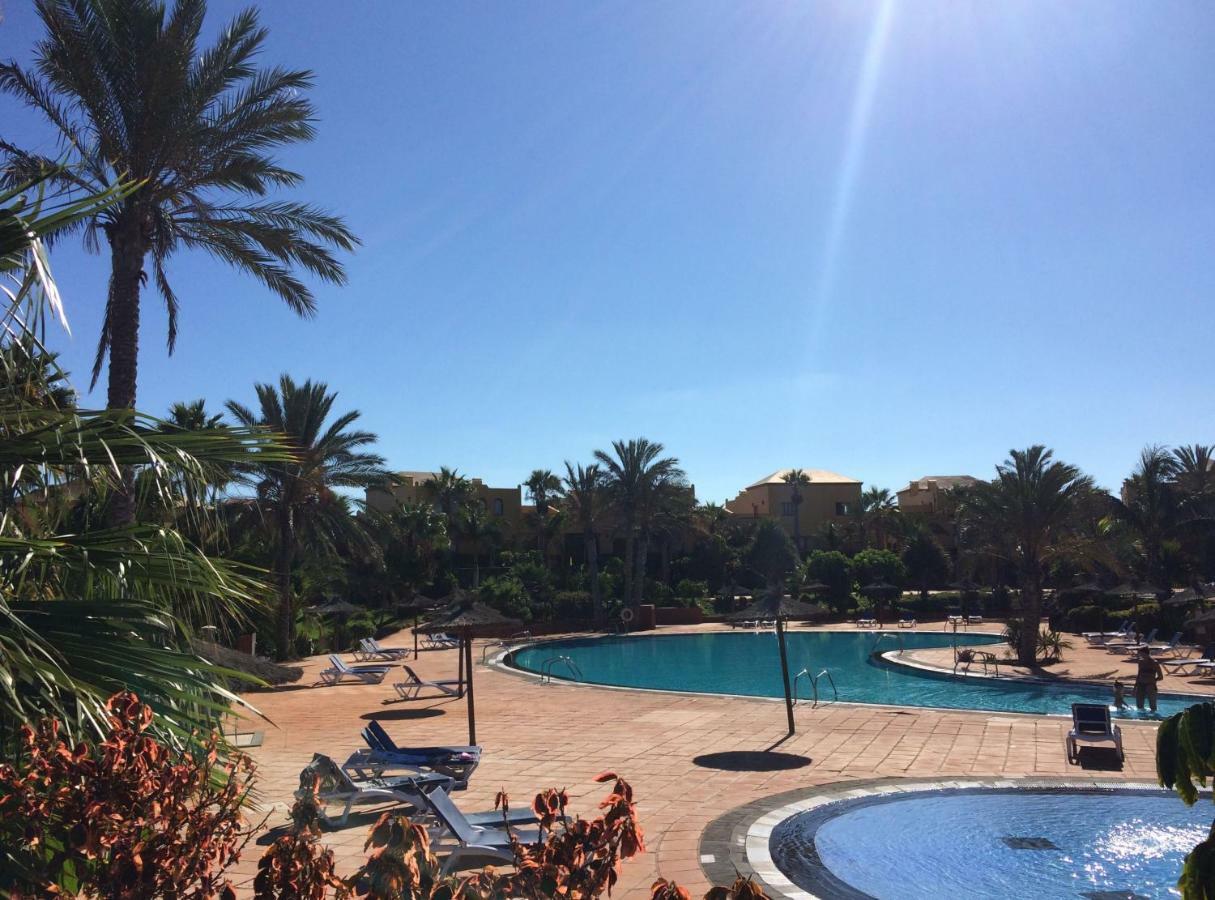 My Pretty Home - Lovely And Spacious Surrounded By Tropical Gardens - Private Covered And Uncovered Terrace - Pool - Parking - Free Fibre Optic Internet Corralejo Exteriör bild